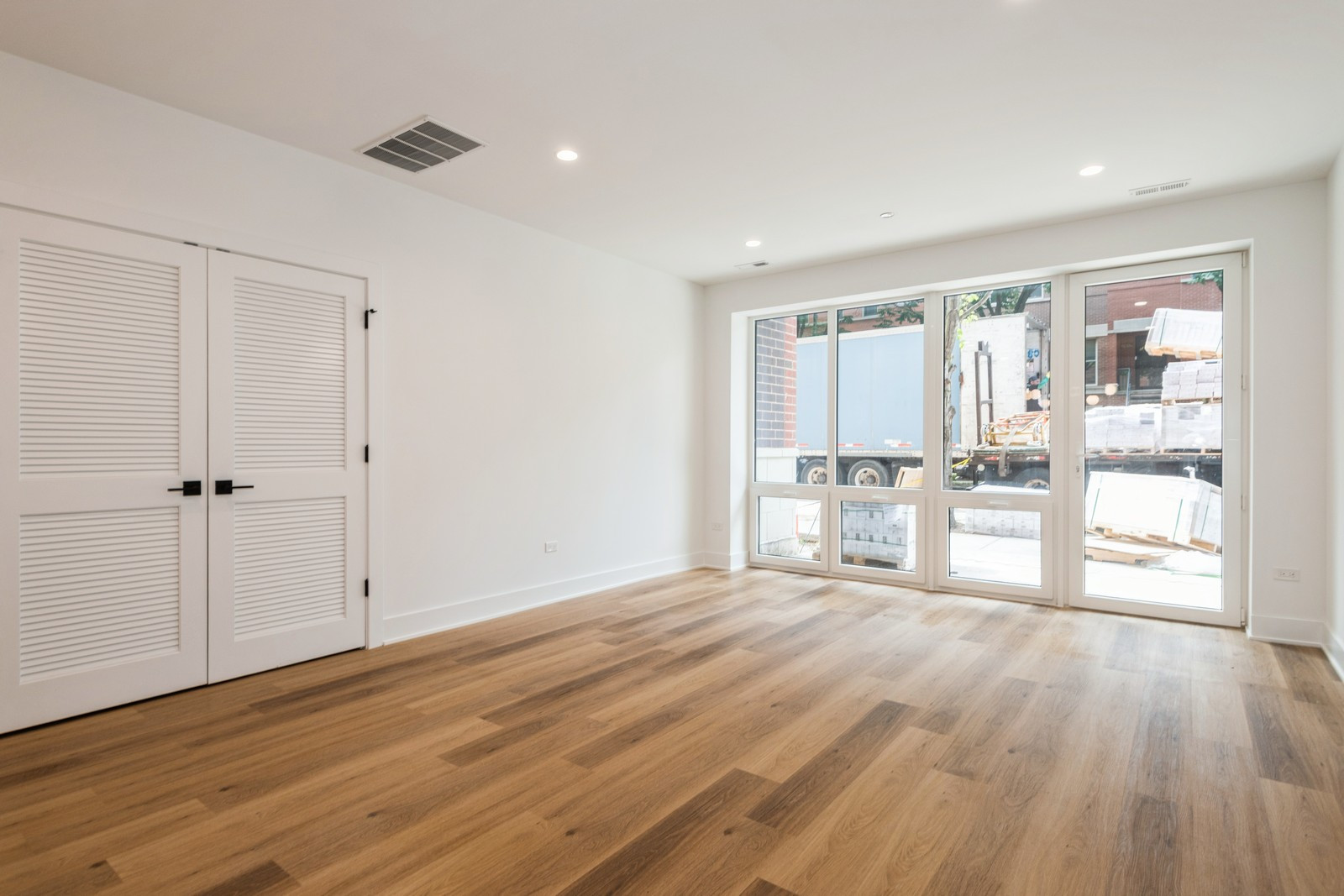 1440 W Fillmore