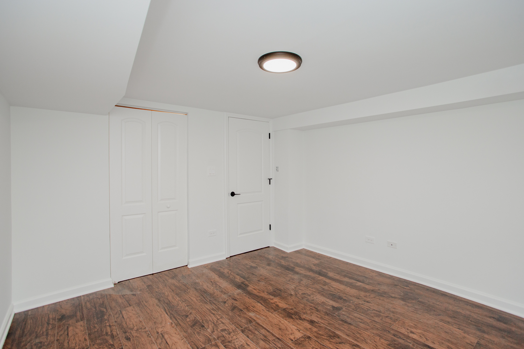 2102 N Damen